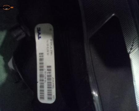 Honda insight-ის მარჯვენა ფარი