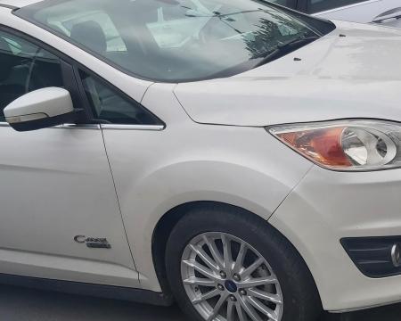 იშლება  FORD C MAX HIBRIDI სელ