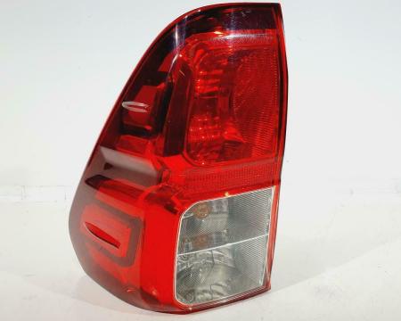 Toyota Hilux - ფარი 2016>