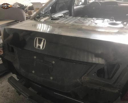 იყიდებa  honda accordi-ის 