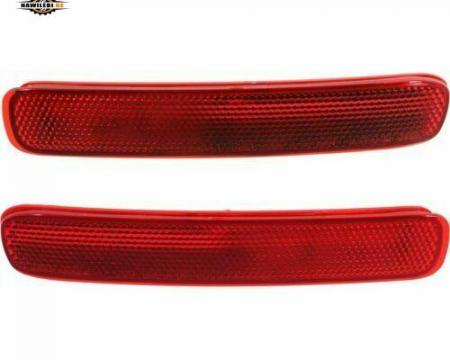 Toyota Highlander უკანა შიტოკის  რეფლექტორი , მარცხენა 