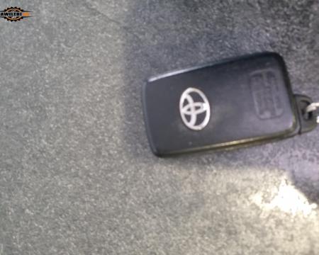 იყიდება პრიუსის გასაღები!