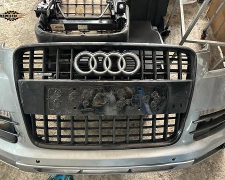 Audi Q7 is germanuli nawilebi farebi Saloni 7 kaciani.cina bamperi