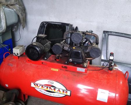 კომპრესორი 300 ლიტრიანი 