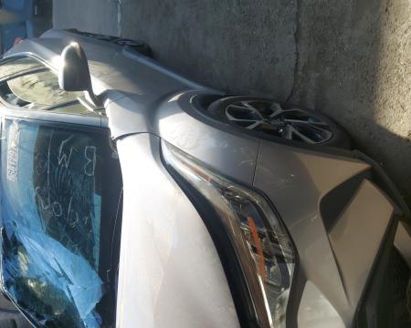 იშლება ტოიოტა ცჰრ