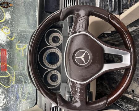 იშლება w207