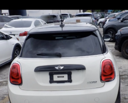 MINI Cooper F55 ; F56 დაშლილები