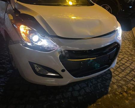Hyundai Elantra GT კაპოტი