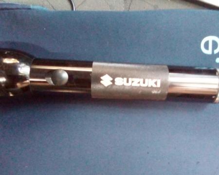 SUZUKI