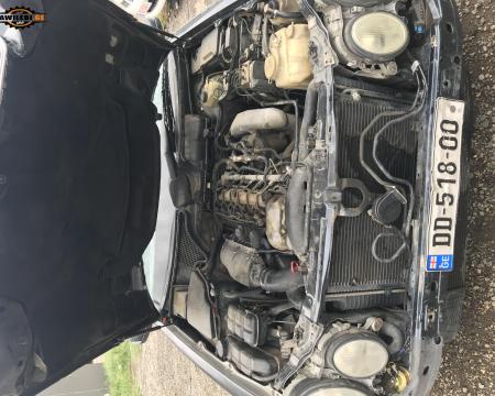 ვყიდი ძრავს ზბორად