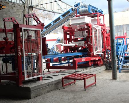 ახალი ბლოკის დანადგარი