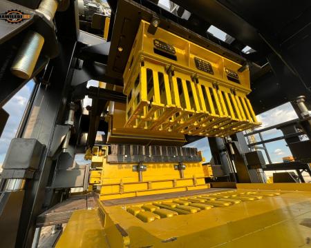 იყიდება ბლოკის პრეს ფორმა