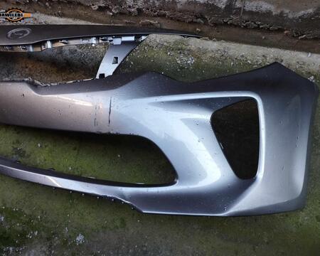 kia optima - ს  2017- 18 დაზიანებული ბამპერი