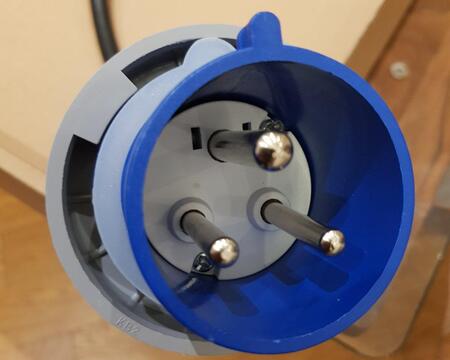 7 KW, 32A. უფრო ჩქარი დამტენი. Type 1, Type 2  და GBT