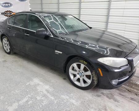იშლება Bmw F10 ები.