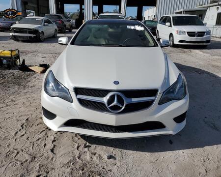 იშლება w207 