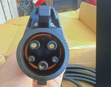 შევროლე  ვოლტის და ფორდ ფიუჟენის სატენი მოწყობილობა ამერიკიდან