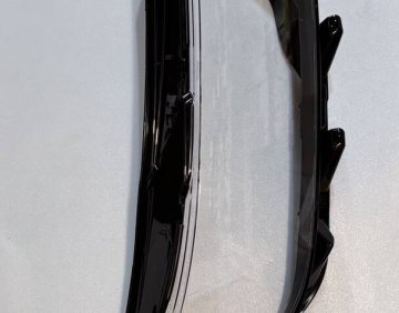 Ford Focus 2012-2014- წინა ფარის მინები